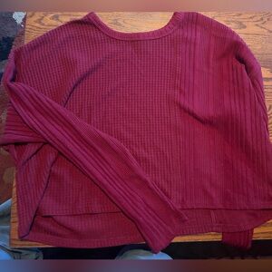 Like new deep red, textured ls top. Sz xl